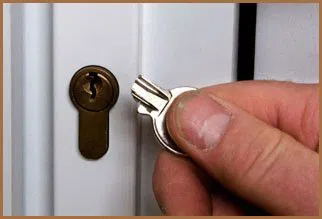 City Locksmith Shop Rowland Heights, CA 626-421-7263 - 5-broken-key